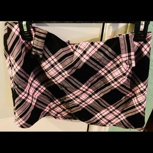 Ladies pink and black school girl skirt